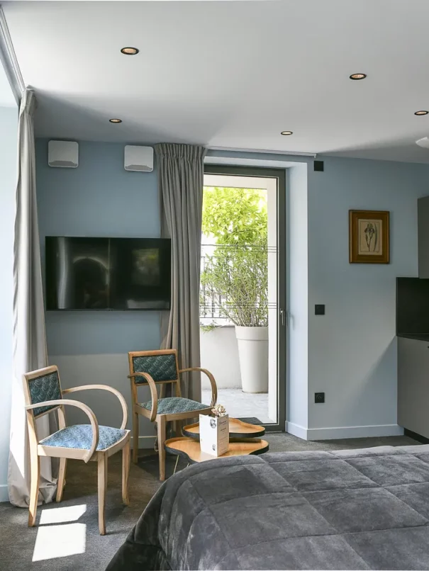 chambre 11 hebergement avec kitchenette aiguebelette savoie