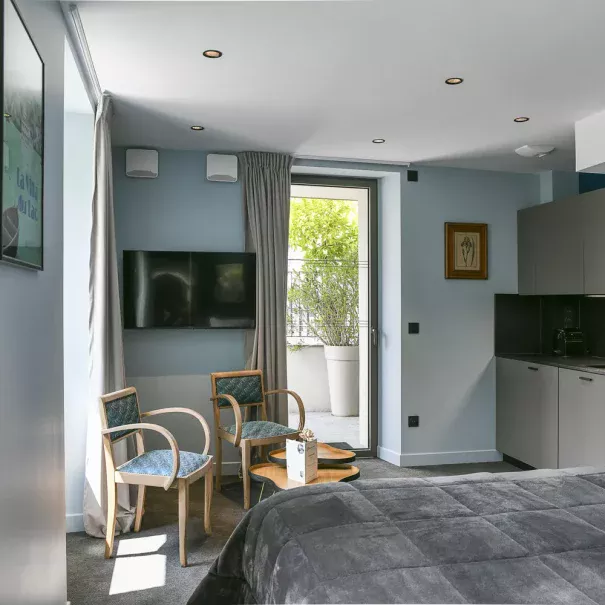 room 11 accommodation with kitchenette Aiguebelette Savoie