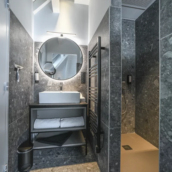 chambre 32 salle de bain design savoie location