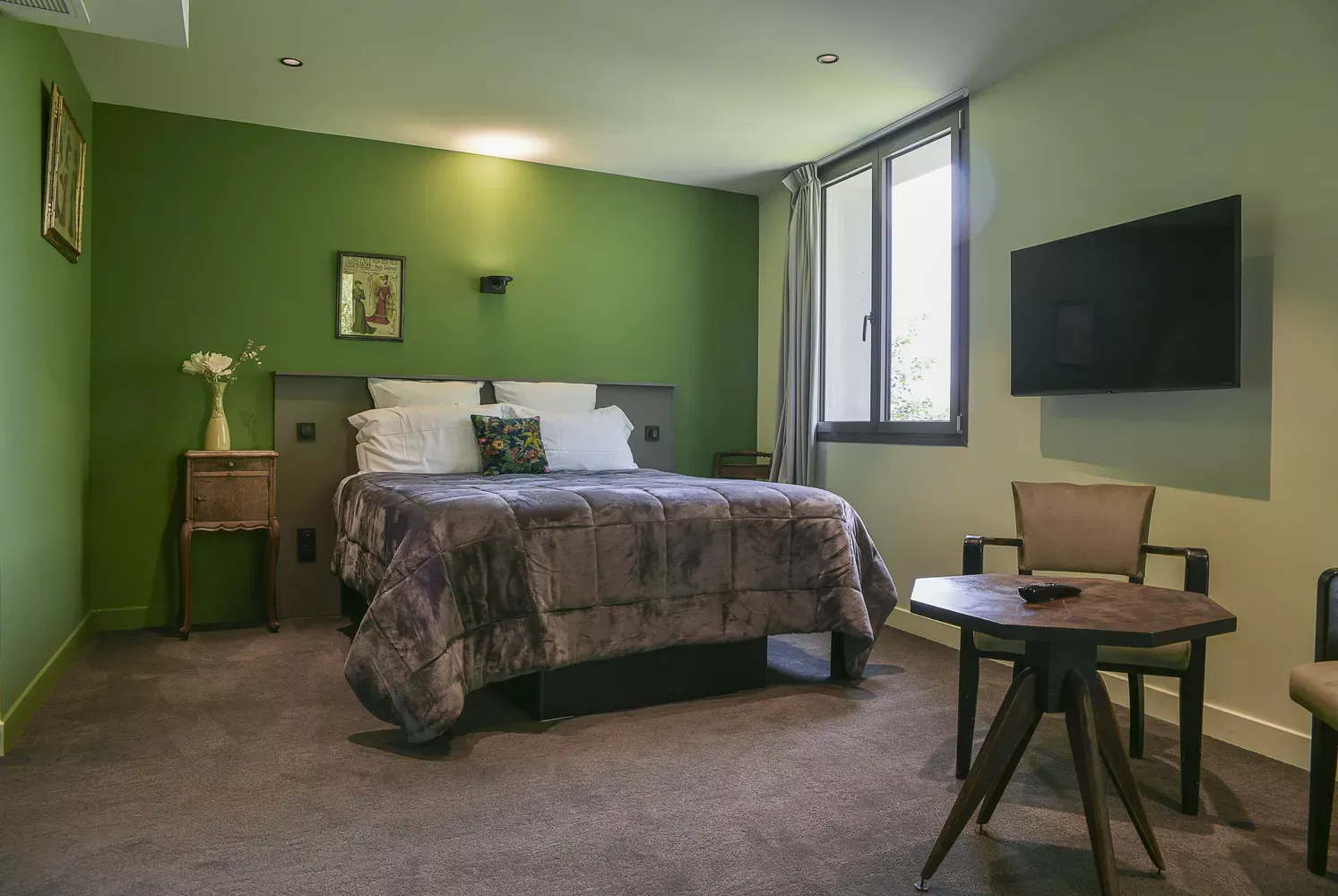 chambre 23 location confort savoie aiguebelette