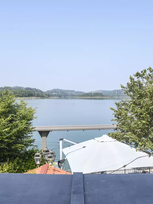 chambre 46 vue lac