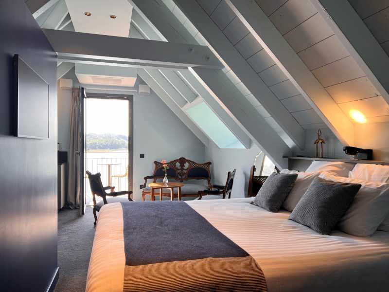 room 33 villa of lake aiguebelette