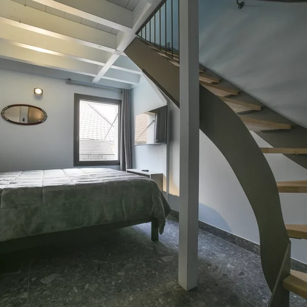 chambre 41 location savoie aiguebelette hebergement duplex original