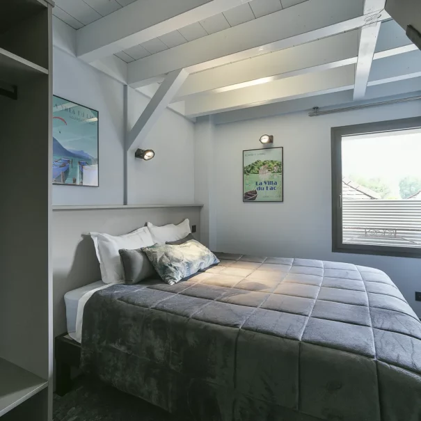 chambre 42 location savoie hebergement lumineux