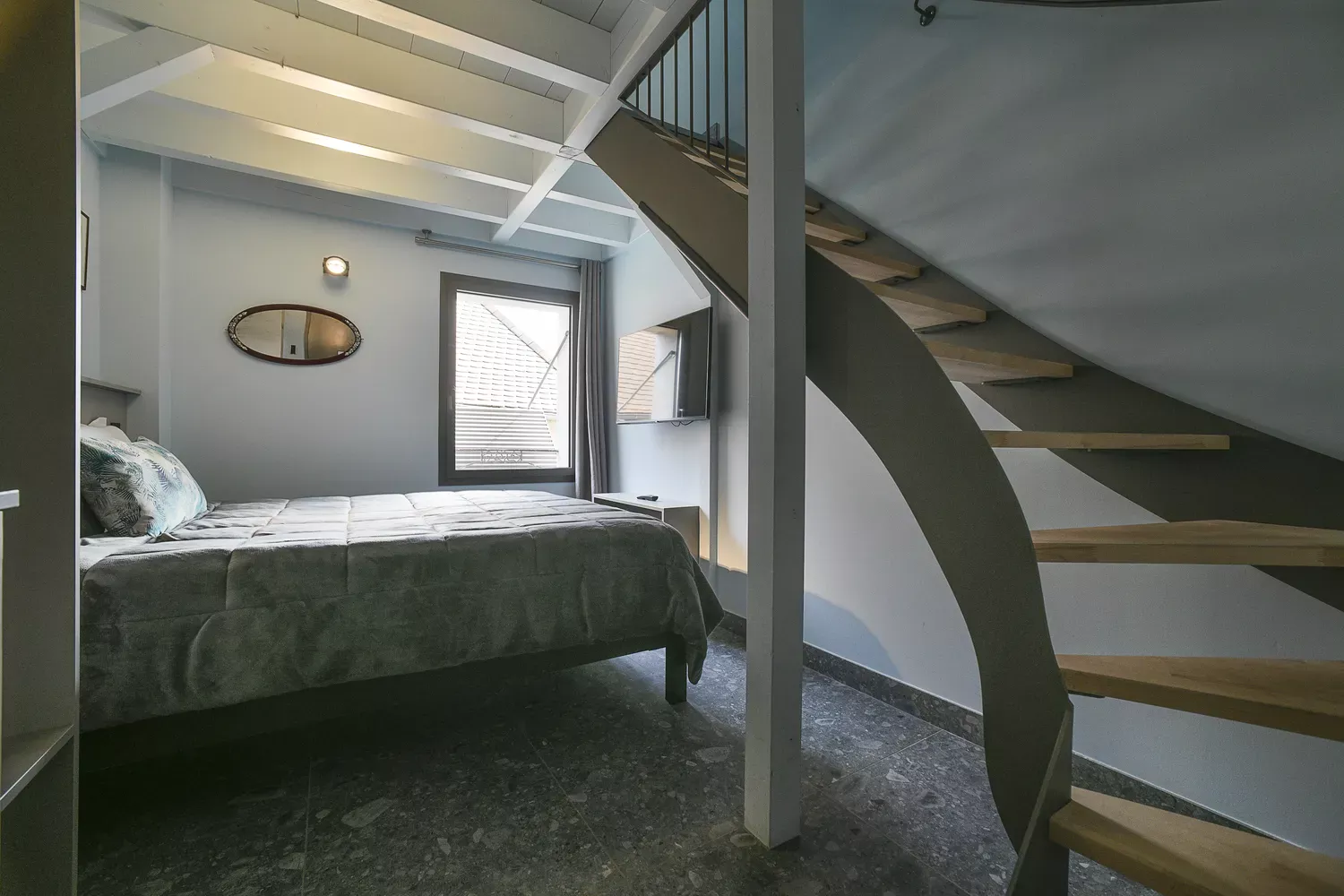 room 41 rental savoie aiguebelette original duplex accommodation