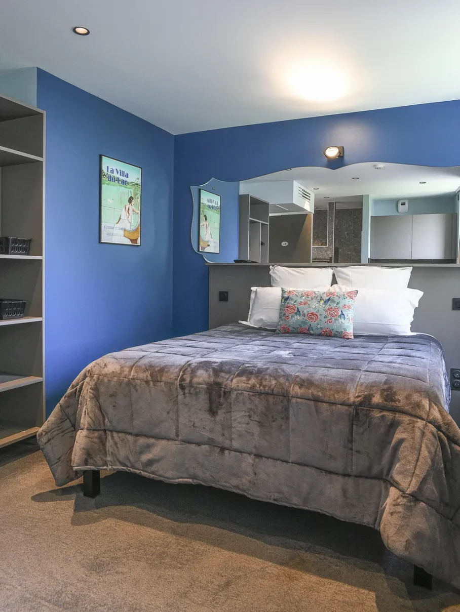 chambre 14 location hebergement savoie aiguebelette elegante