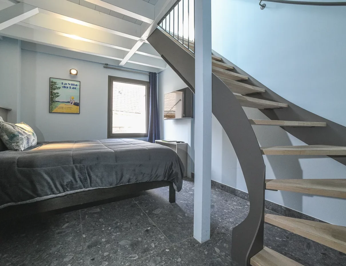 chambre 42 duplex location hebergement savoie aiguebelette