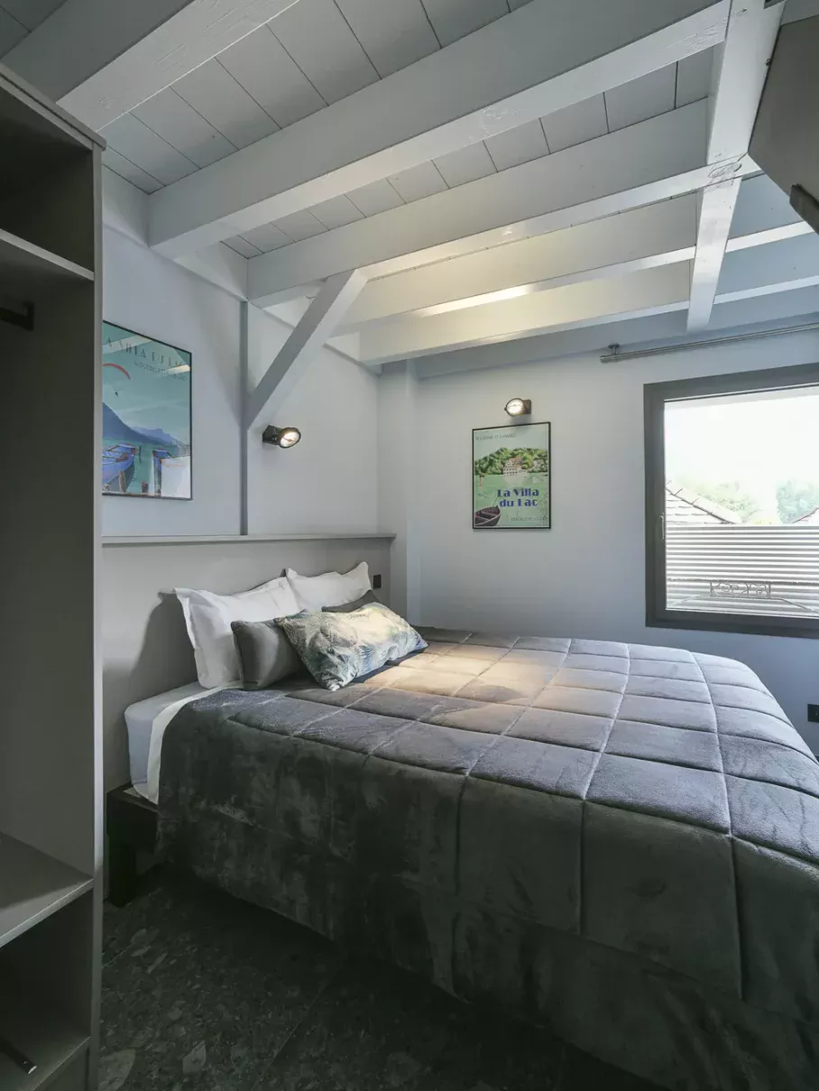 chambre 42 location savoie hebergement lumineux