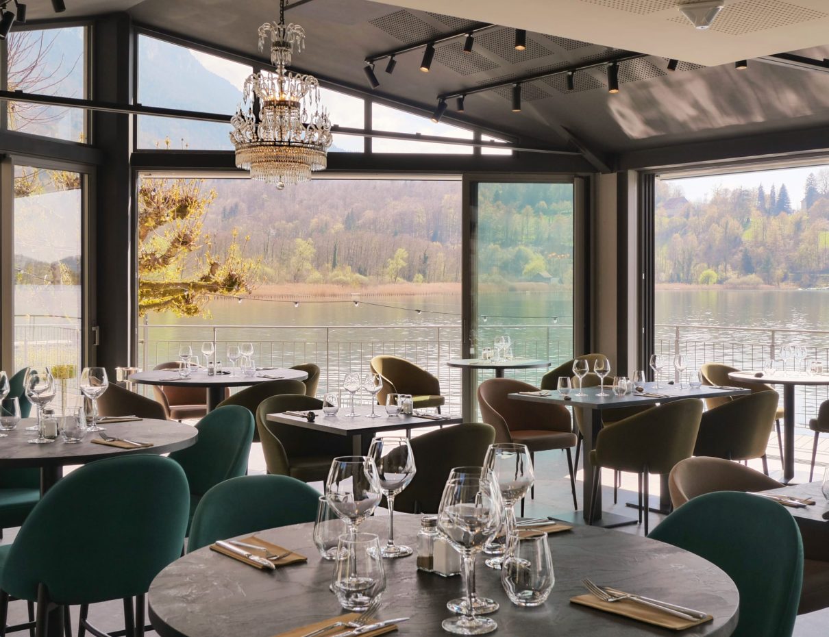restaurant veranda aiguebelette